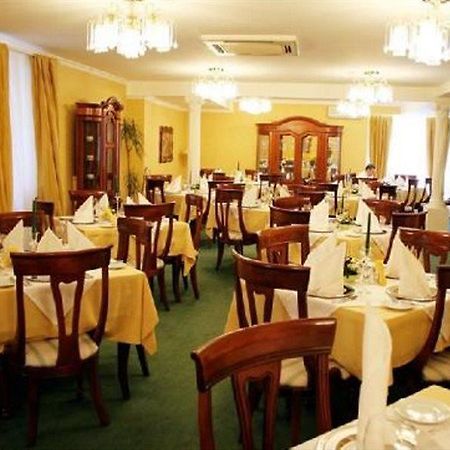 Monte-Nelly Hotel Bukurešť Exteriér fotografie